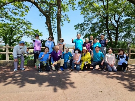 新緑と川の気持ちいい風を感じながら♪(スローなジョギング)